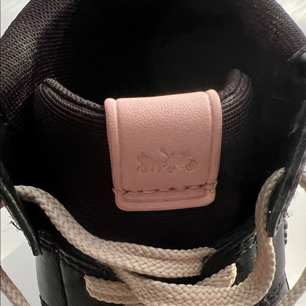 Coach Black and‎ Pink Leather Hi Top Sneakers Size 8B
CD304 - Picture 4 of 14